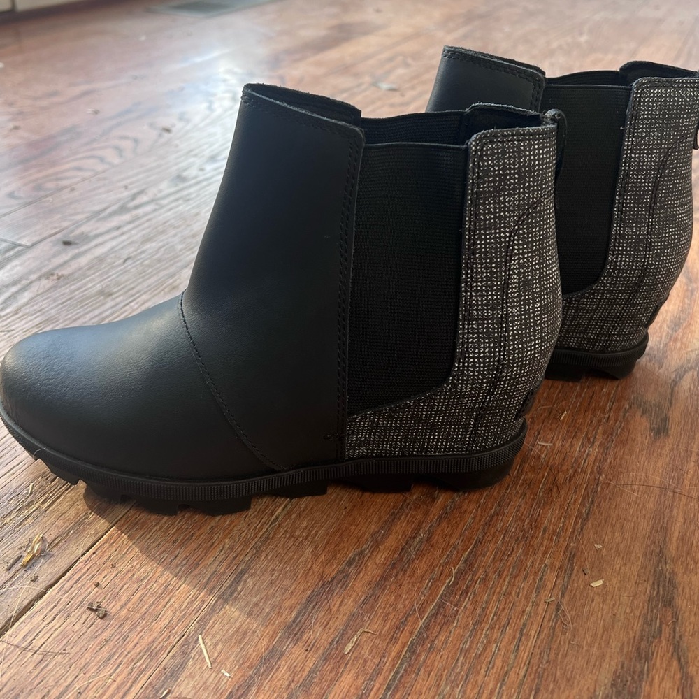 Sorel Boots New w/o Tags - Picture 6 of 6
